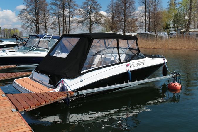 Bayliner VR6 E | Piu Bella Cosa