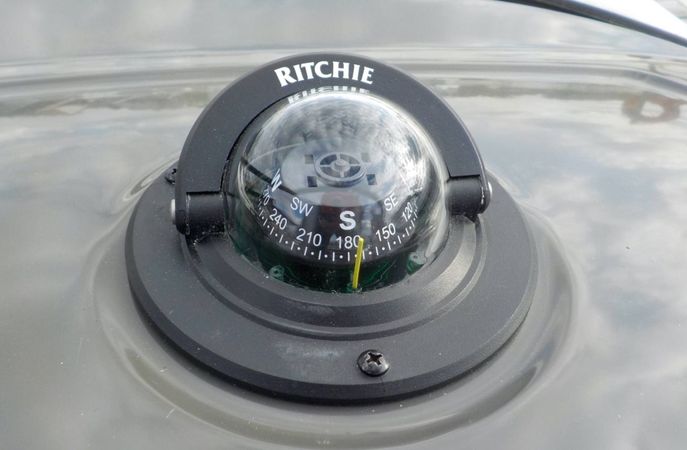 Bayliner VR6 Cuddy | Marta