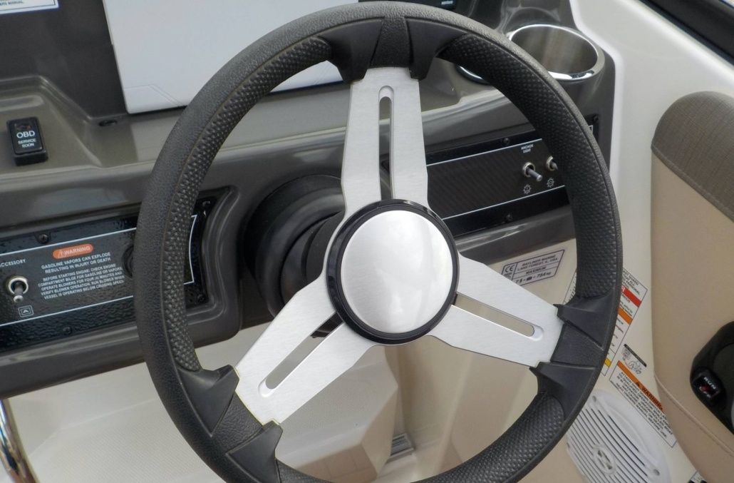 Bayliner VR6 Cuddy | Marta