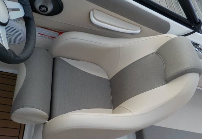 Bayliner VR6 Cuddy | Marta