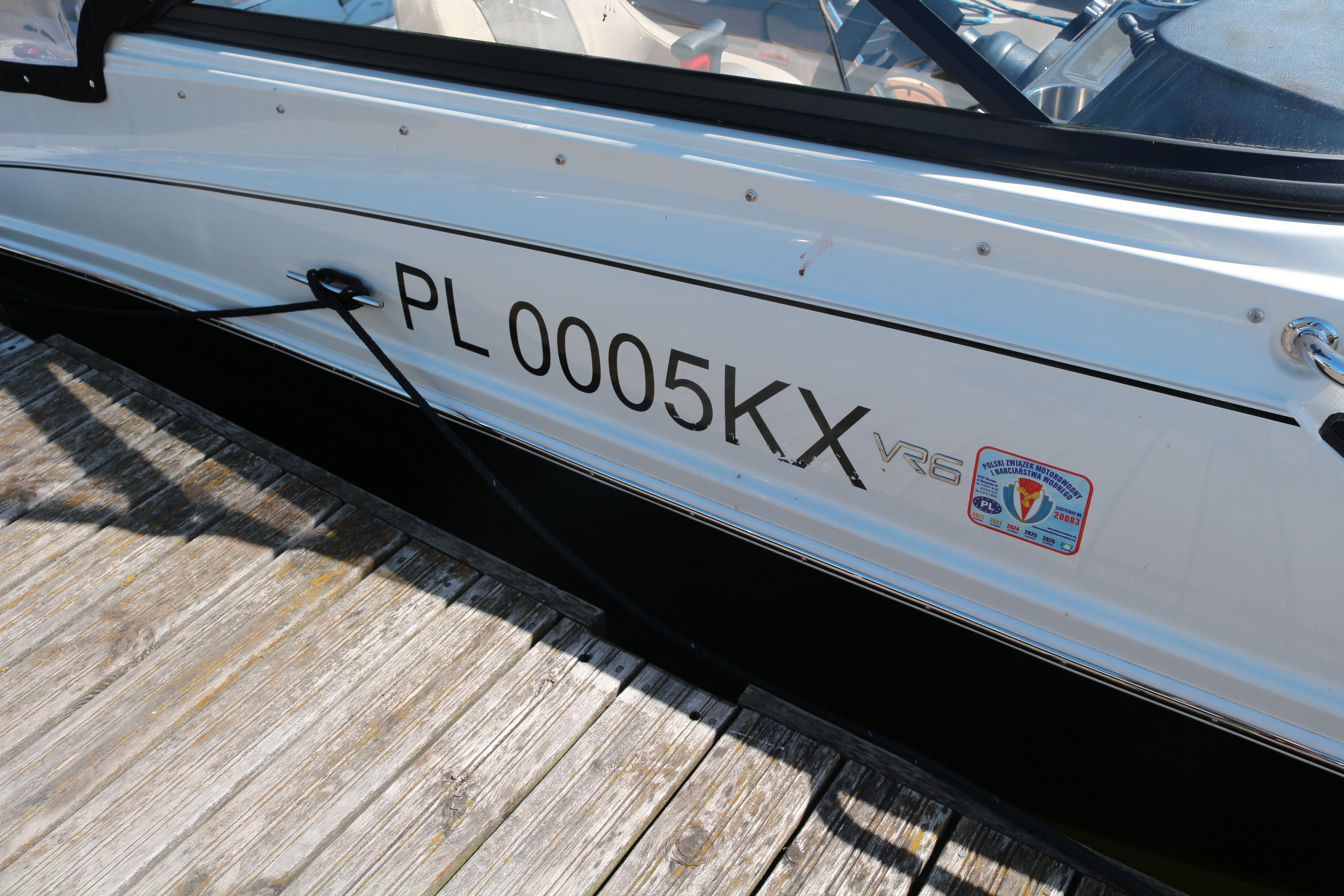 Bayliner VR6 Cuddy | Polly