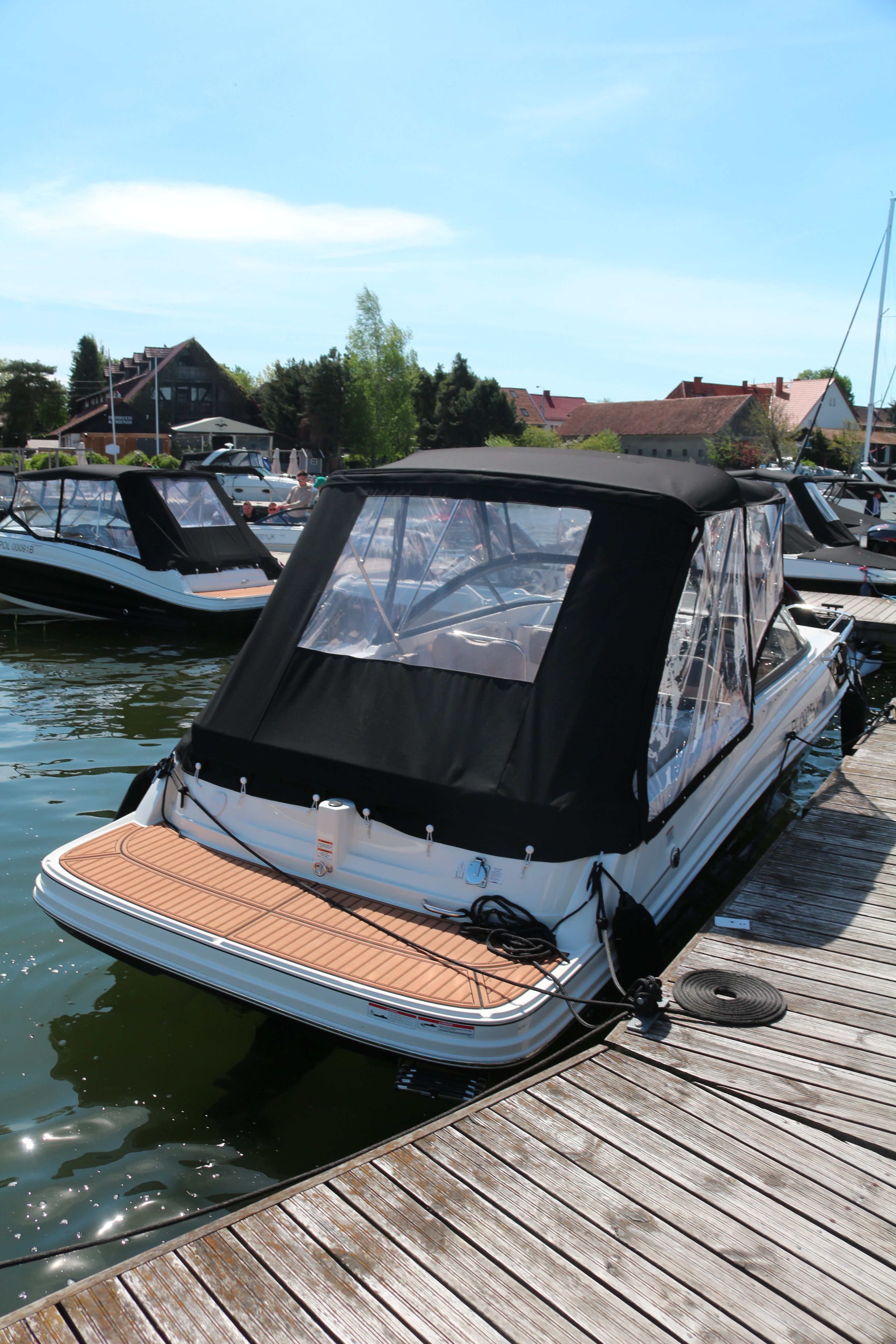 Bayliner VR6 Cuddy | Polly
