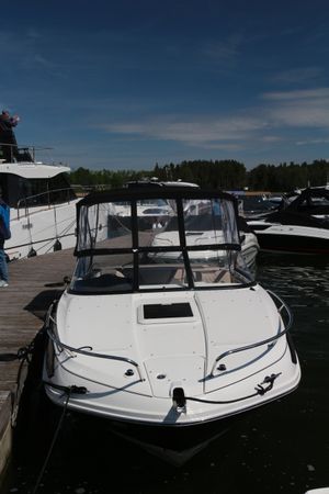 Bayliner VR6 Cuddy | Polly