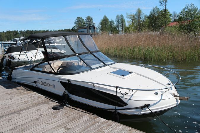 Bayliner VR6 Cuddy | Polly