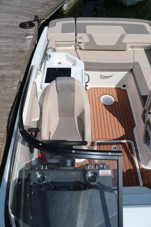 Bayliner VR6 Cuddy | Polly