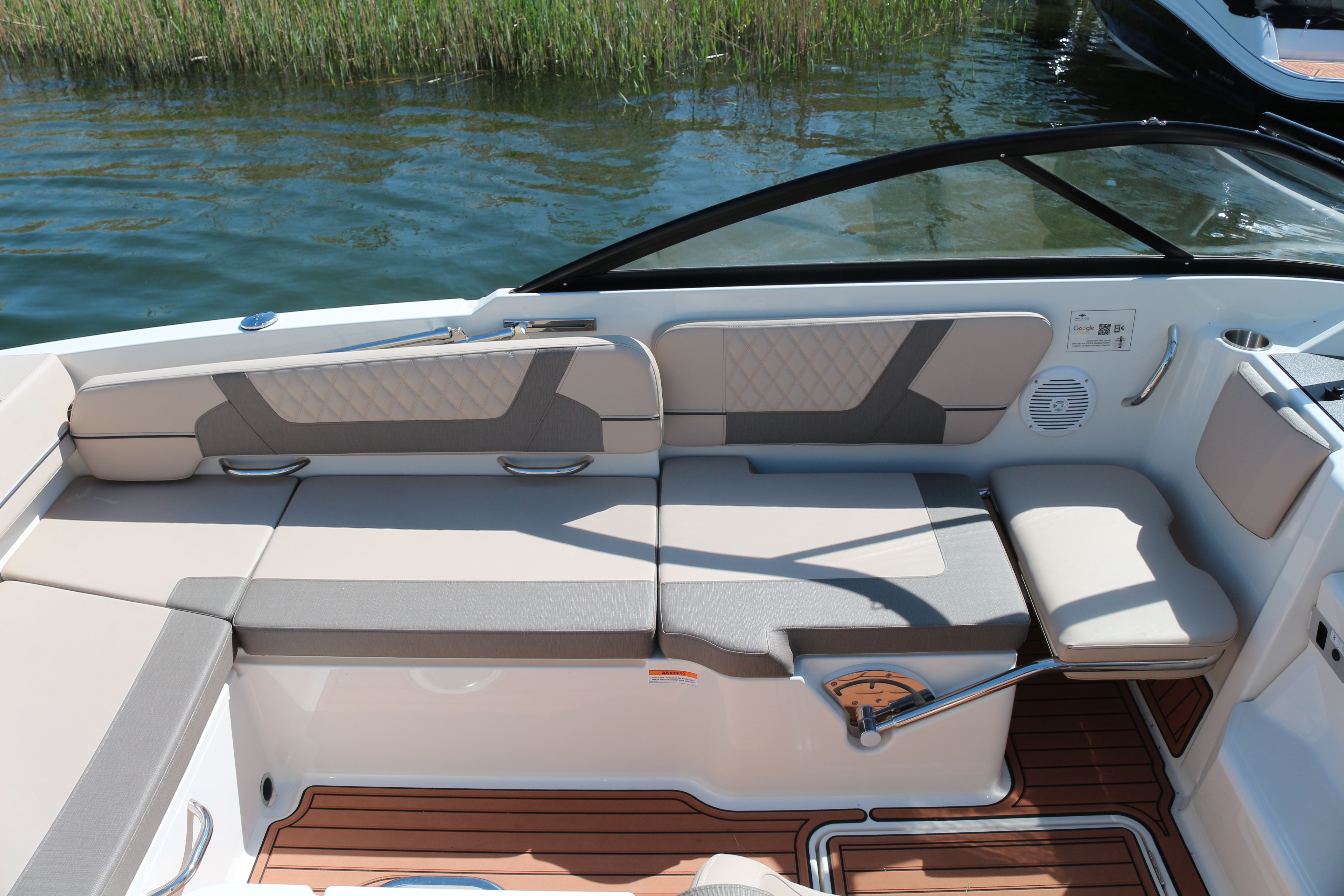 Bayliner VR6 Cuddy | Polly