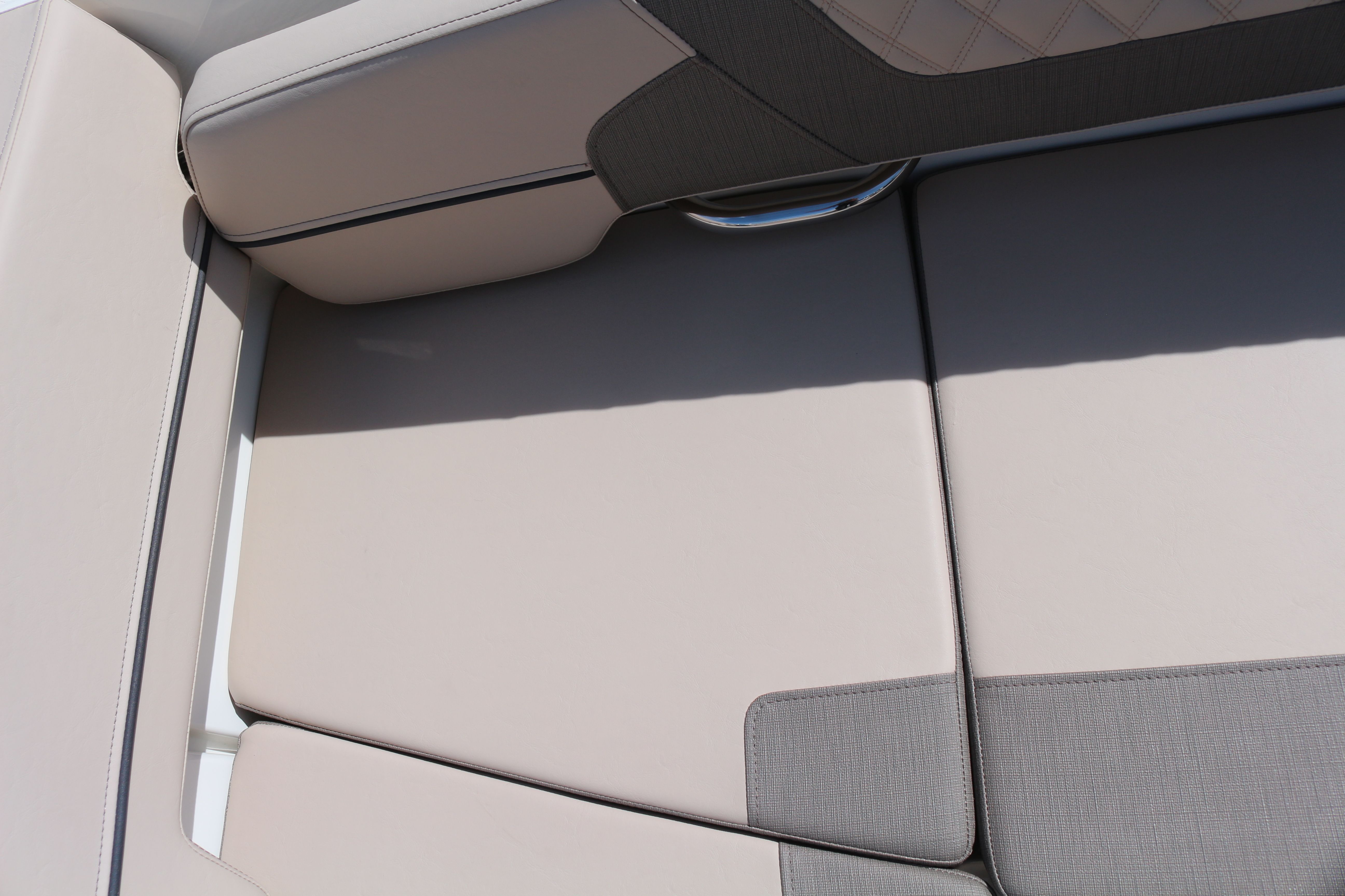 Bayliner VR6 Cuddy | Polly