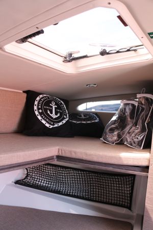 Bayliner VR6 Cuddy | Polly