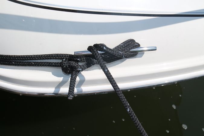 Bayliner VR6 Cuddy | Polly