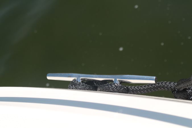 Bayliner VR6 Cuddy | Polly