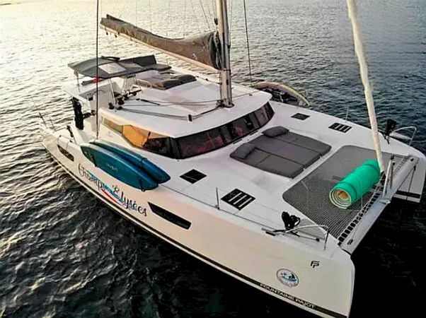 Fountaine Pajot Saona 47 | Champs-Elysees