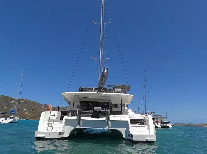 Fountaine Pajot Saona 47 | Champs-Elysees