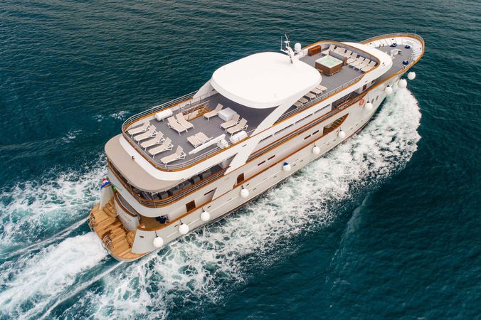 Custom Built 155 | Mama Marija