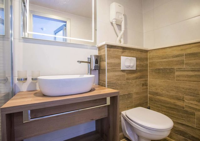 Custom Built 155 | Mama Marija