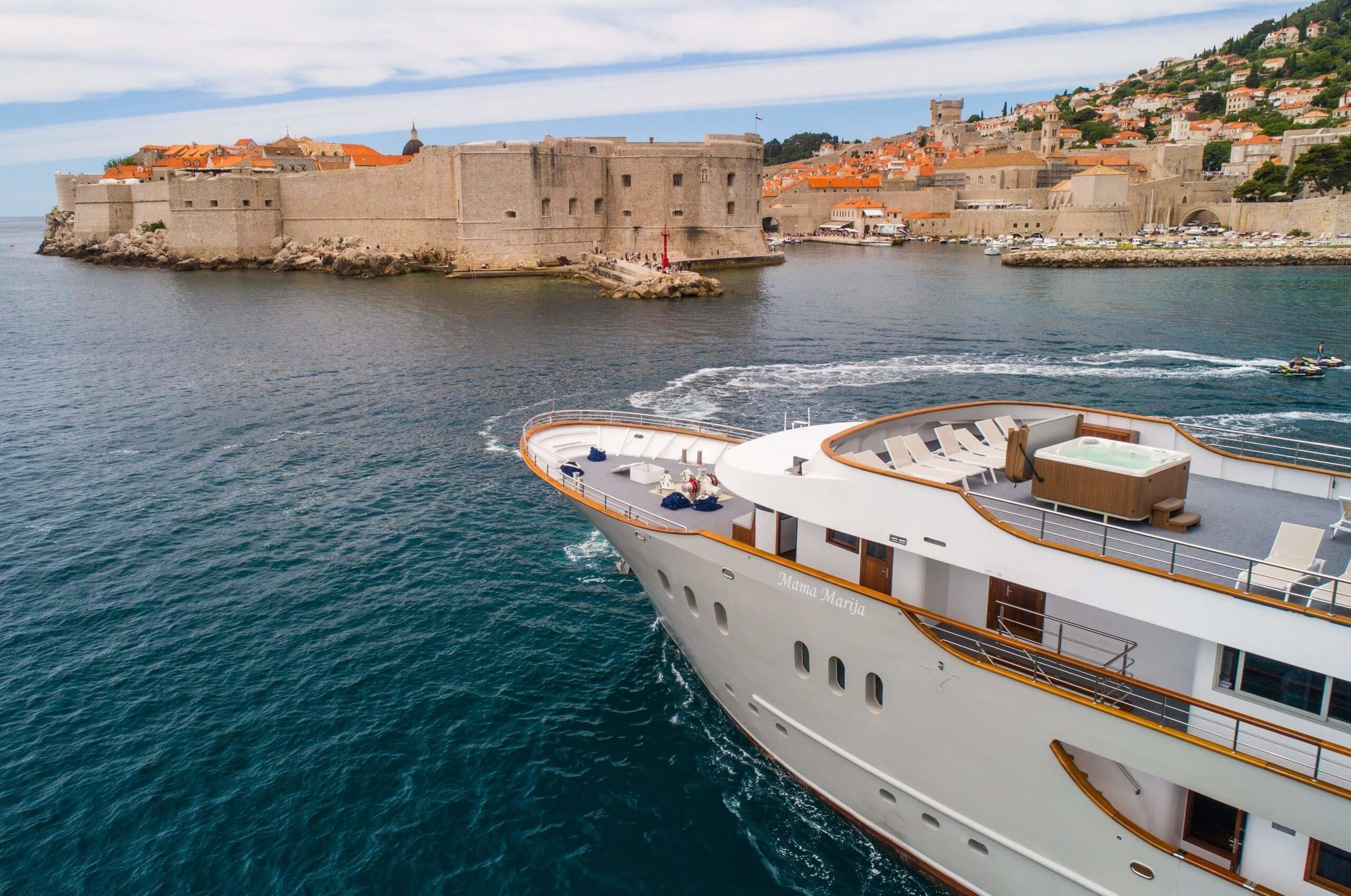 Custom Built 155 | Mama Marija