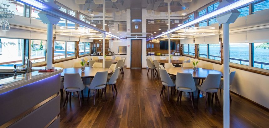 Custom Built 155 | Mama Marija