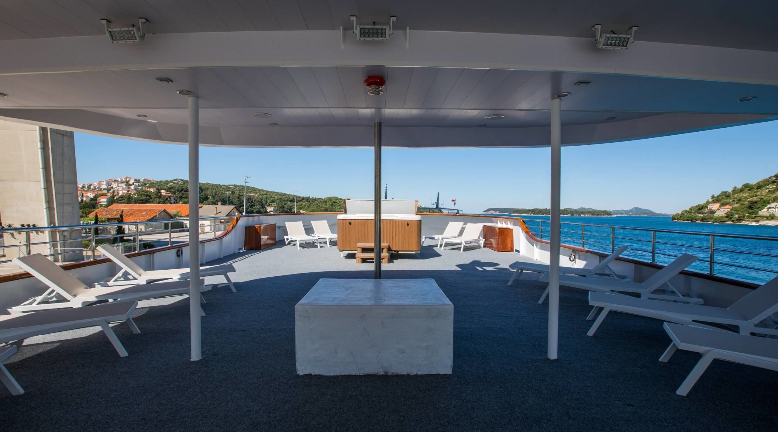 Custom Built 155 | Mama Marija