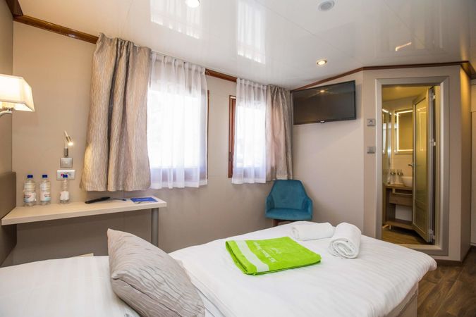 Custom Built 155 | Mama Marija