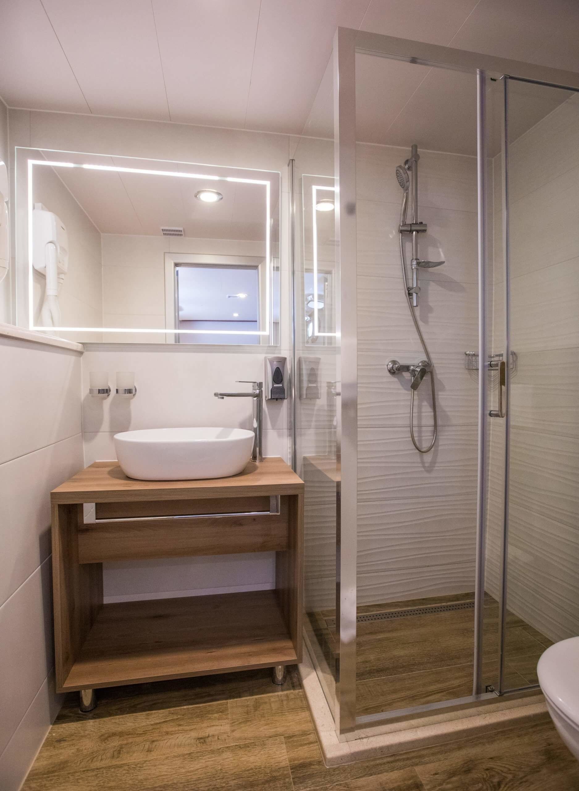 Custom Built 155 | Mama Marija