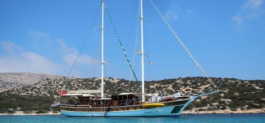 Gulet 105 | MedSea Es Canada