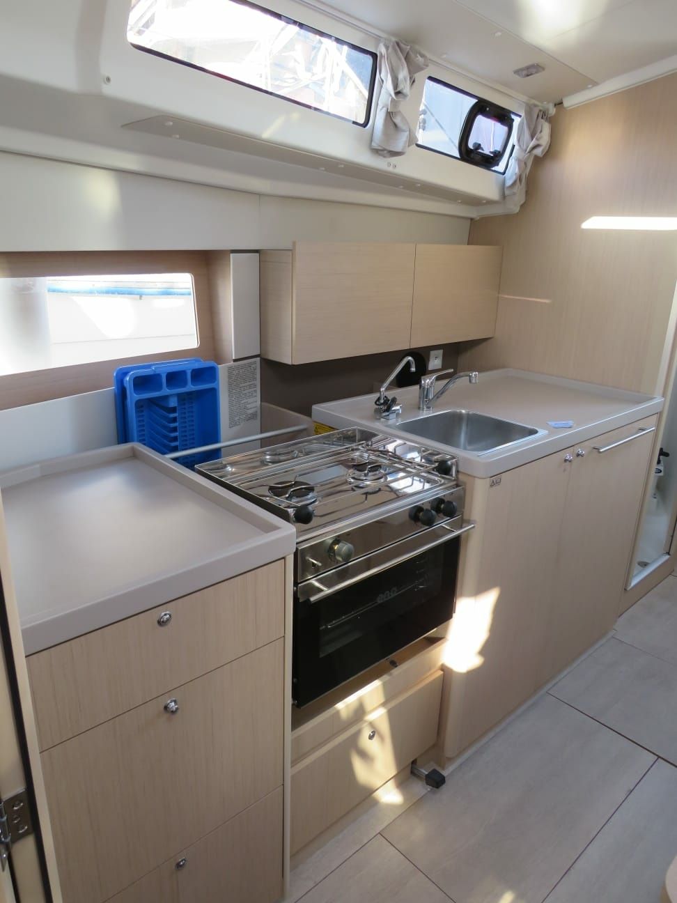 Beneteau Oceanis 38 | Lina