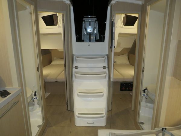 Beneteau Oceanis 38 | Lina