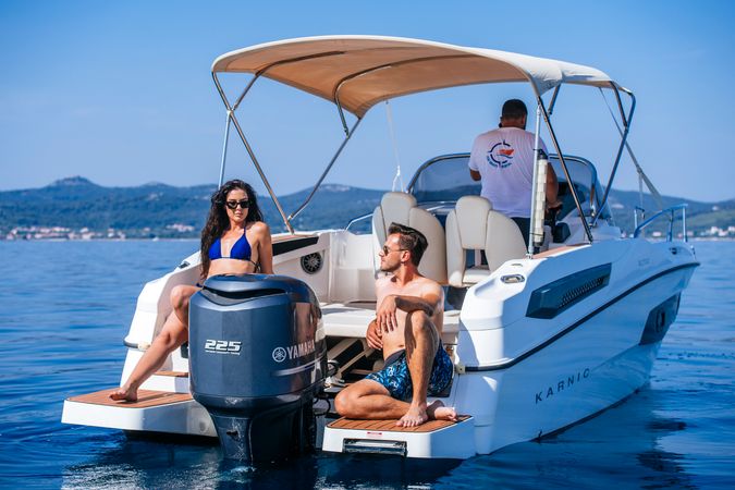 Karnic 7.8 Sundeck | 22