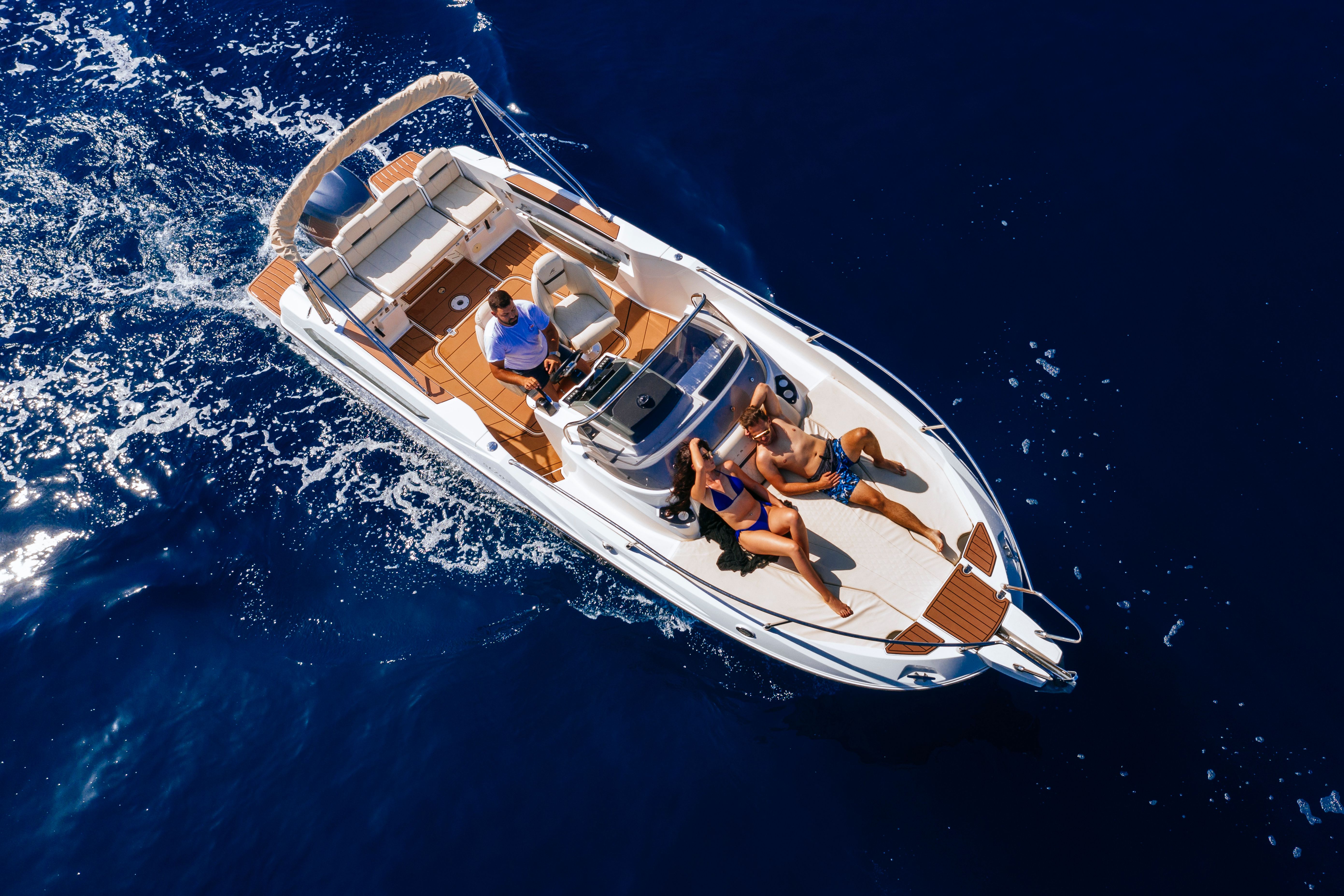 Karnic 7.8 Sundeck | 22