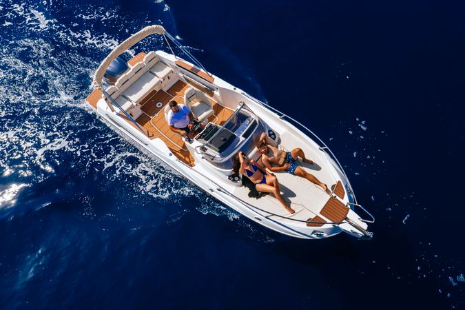 Karnic 7.8 Sundeck | 22