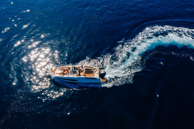 Karnic 7.8 Sundeck | 22