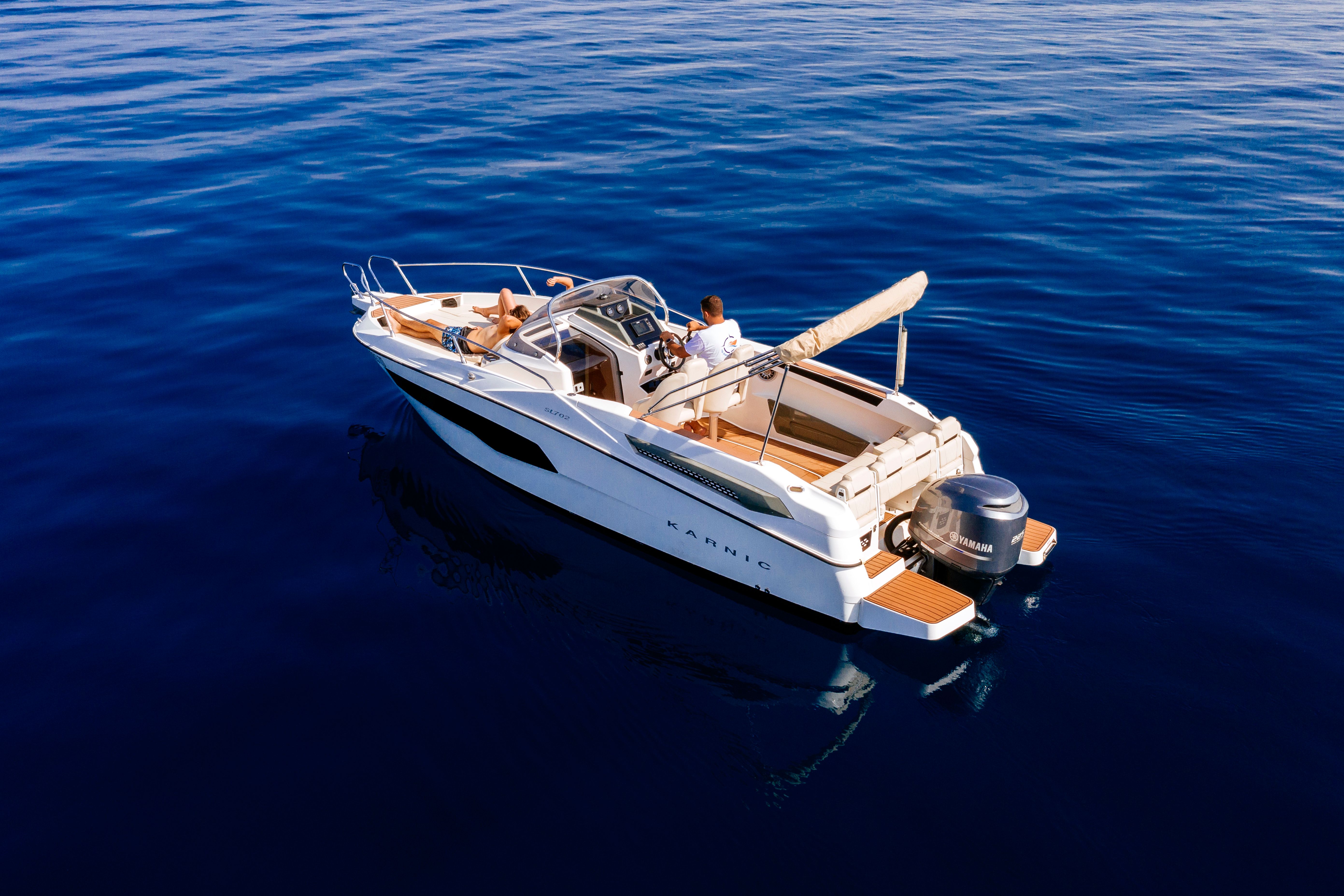 Karnic 7.8 Sundeck | 22