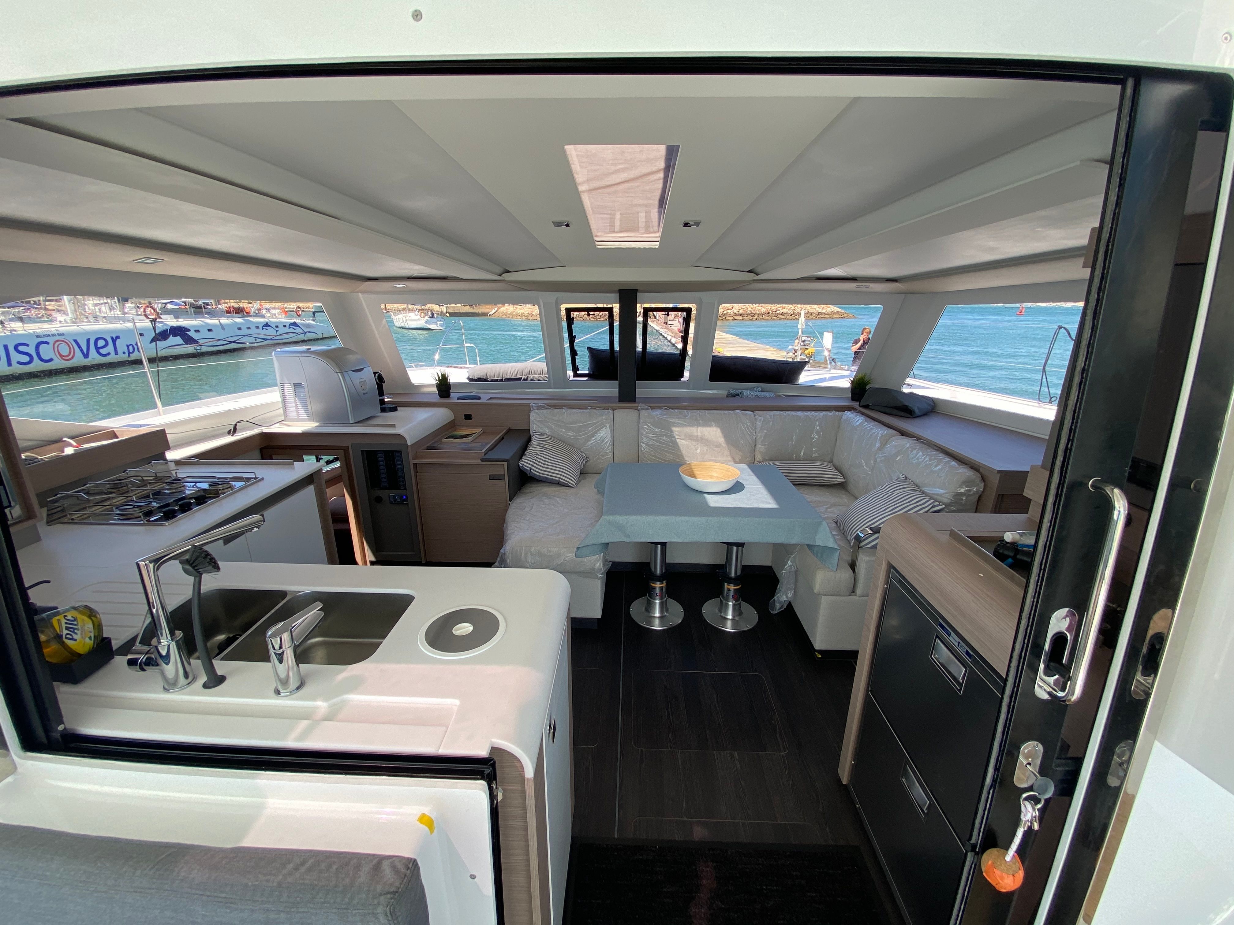 Fountaine Pajot Isla 40 | Yolo