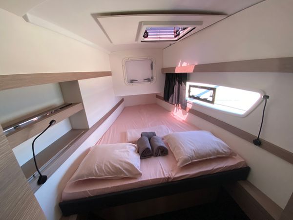 Fountaine Pajot Isla 40 | Yolo