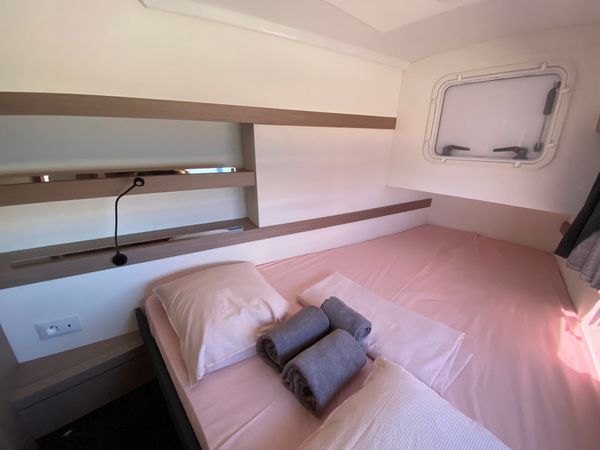 Fountaine Pajot Isla 40 | Yolo