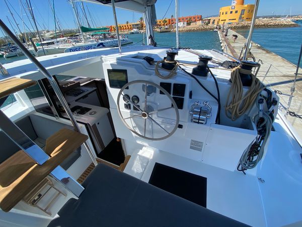Fountaine Pajot Isla 40 | Yolo