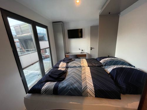 vonAnker Houseboat | MonaLisa