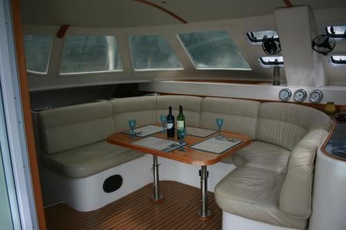 Jaguar 36 | On Y Va