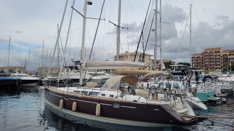 Jeanneau Sun Odyssey 49 | Rubra