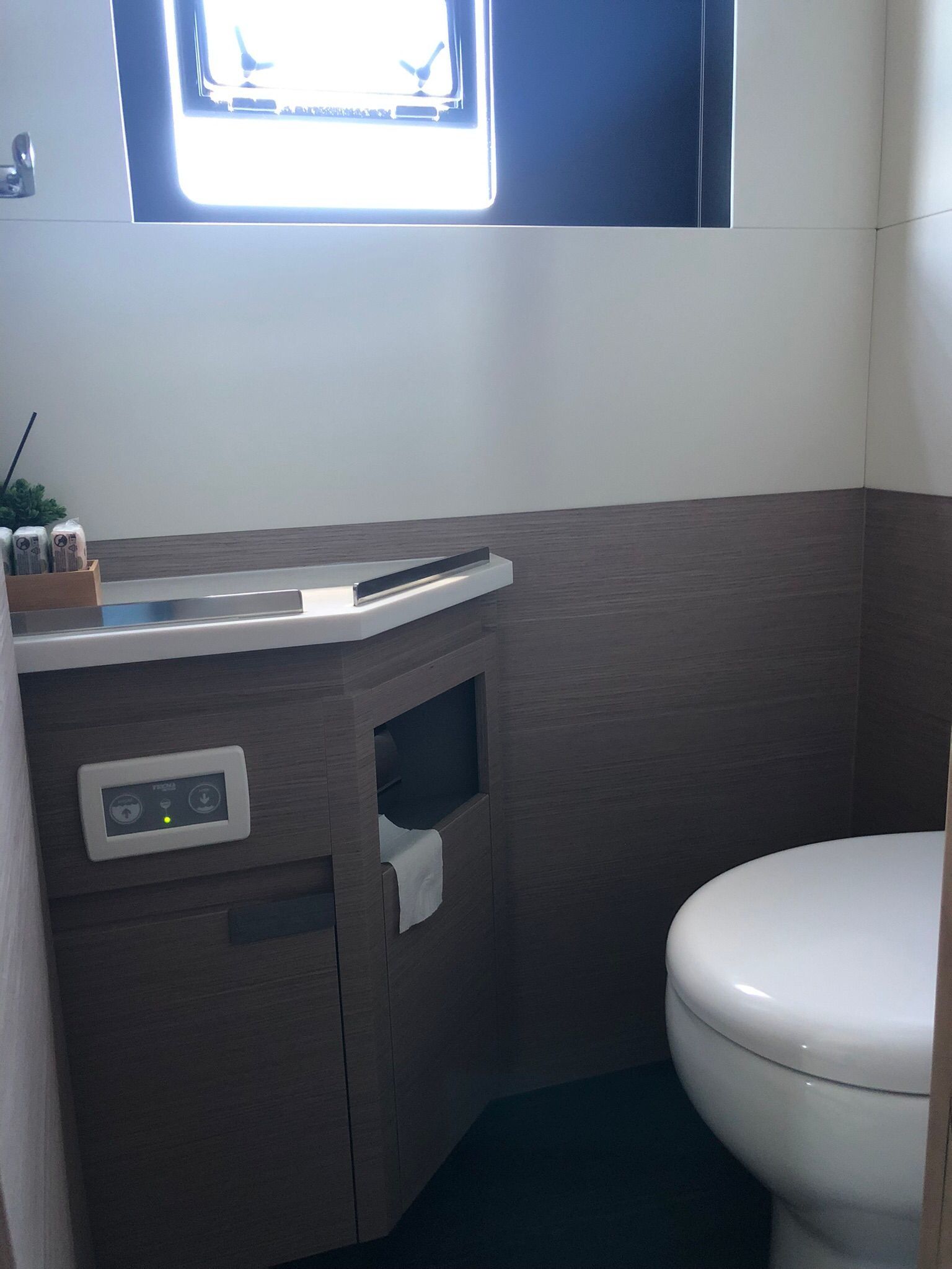 Fountaine Pajot Alegria 67 | Chiloe