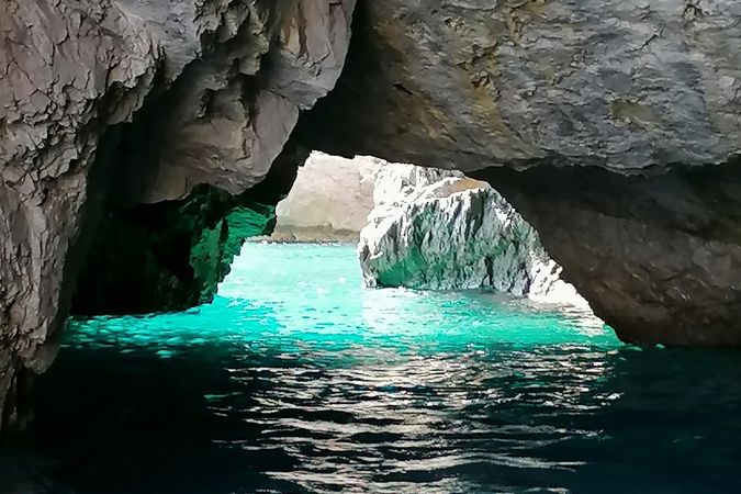 Capri sziget: 1 Napos Kirándulás  és Búvárpipázás a Következővel: Motorcsónak