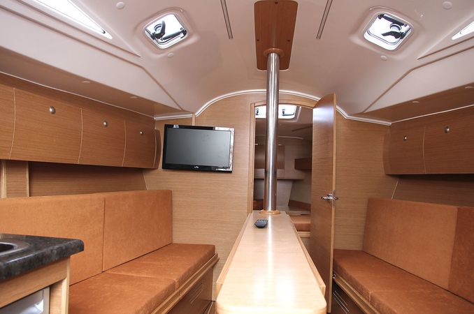 Cobra Yachts 33 | Kipryda