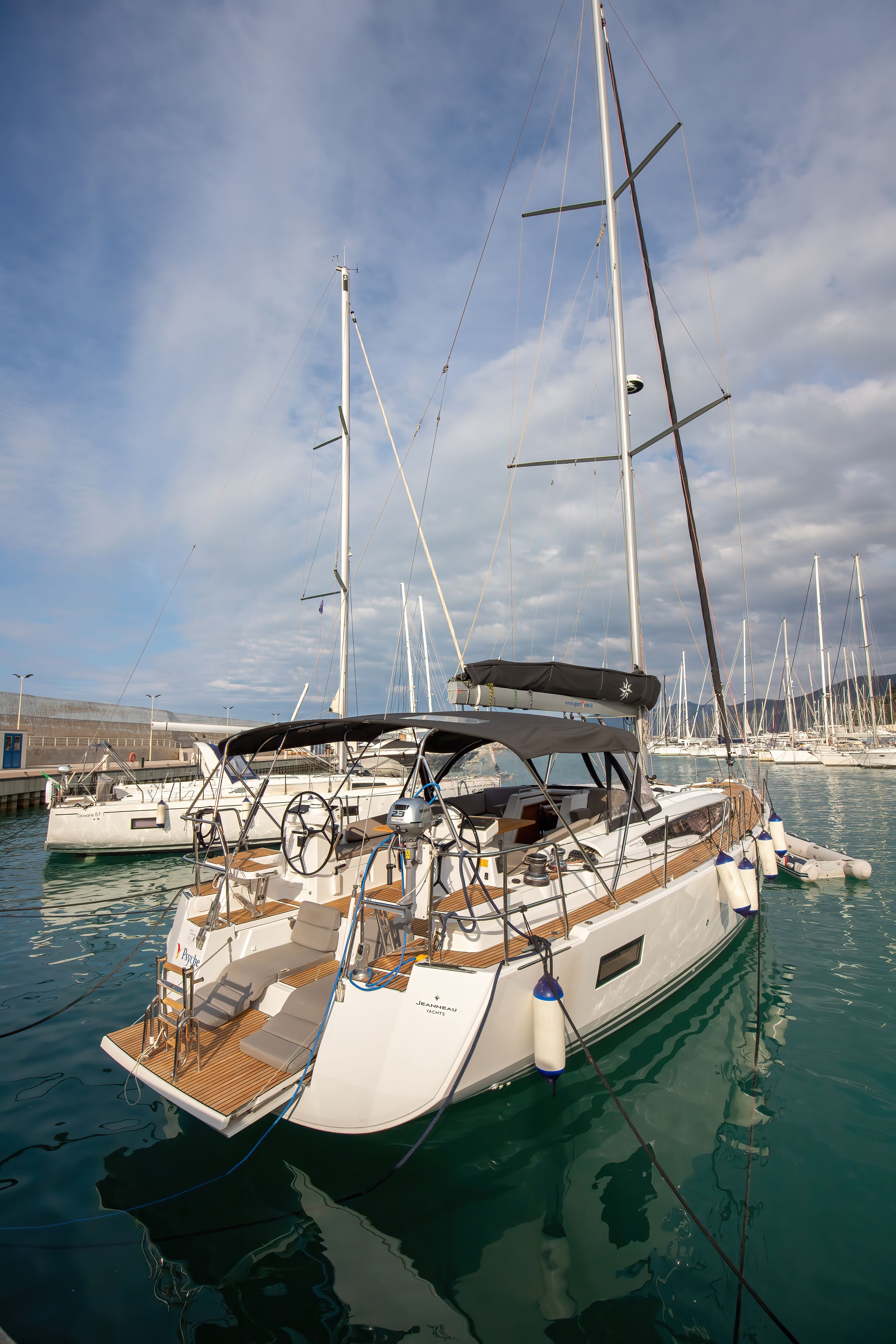 Jeanneau 54 | Psyche