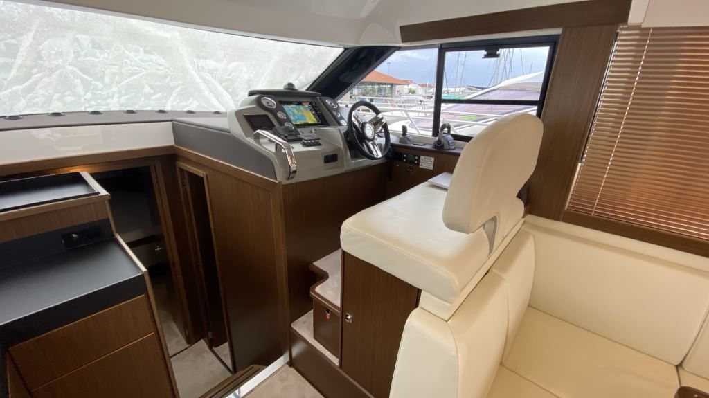 Bavaria Virtess 420 Fly | Caleni