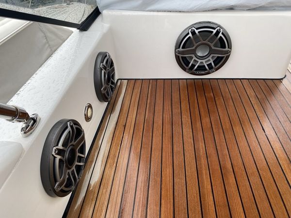 Bavaria Virtess 420 Fly | Caleni