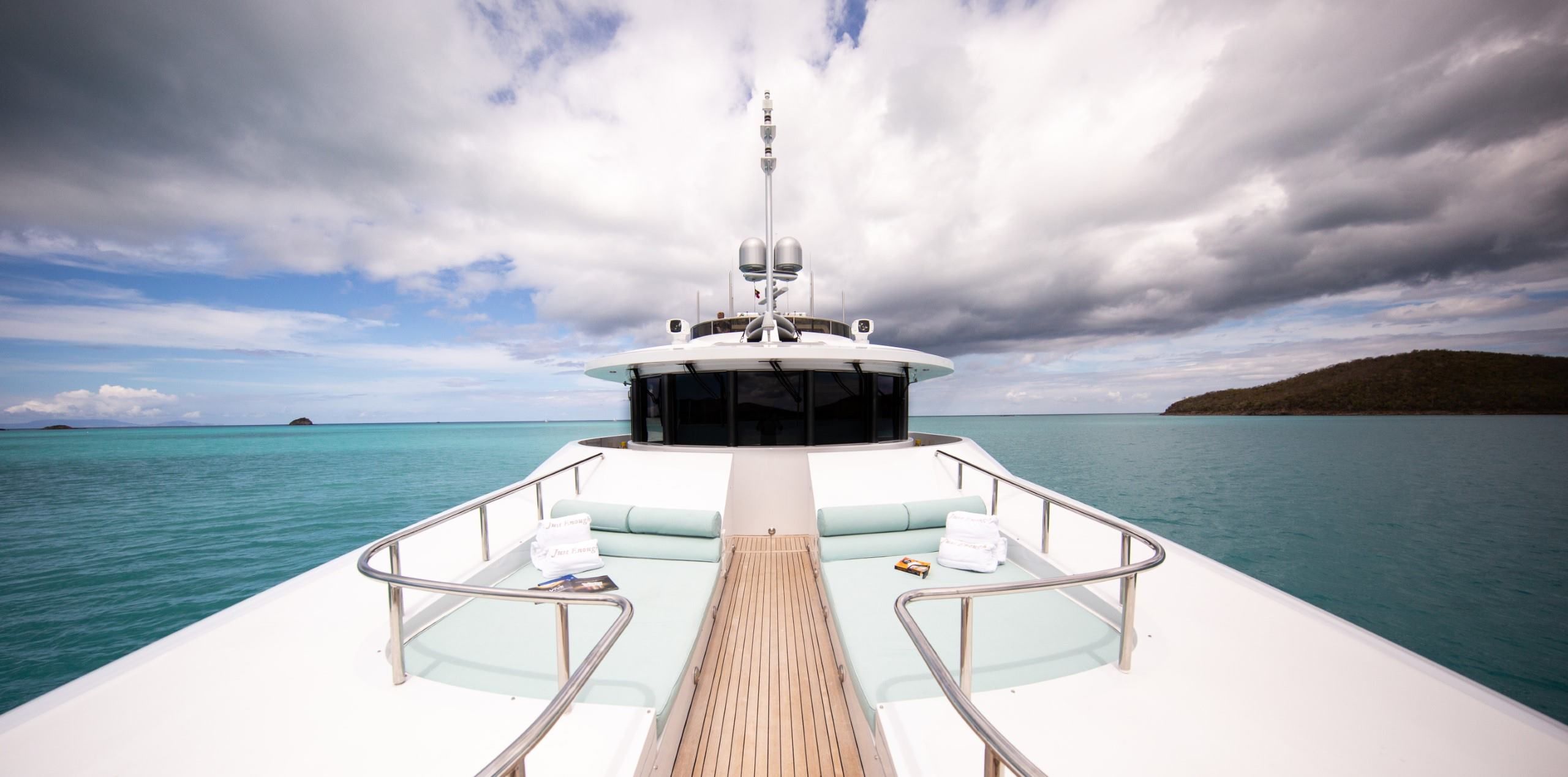 Ares Marine 43 | Just Enough