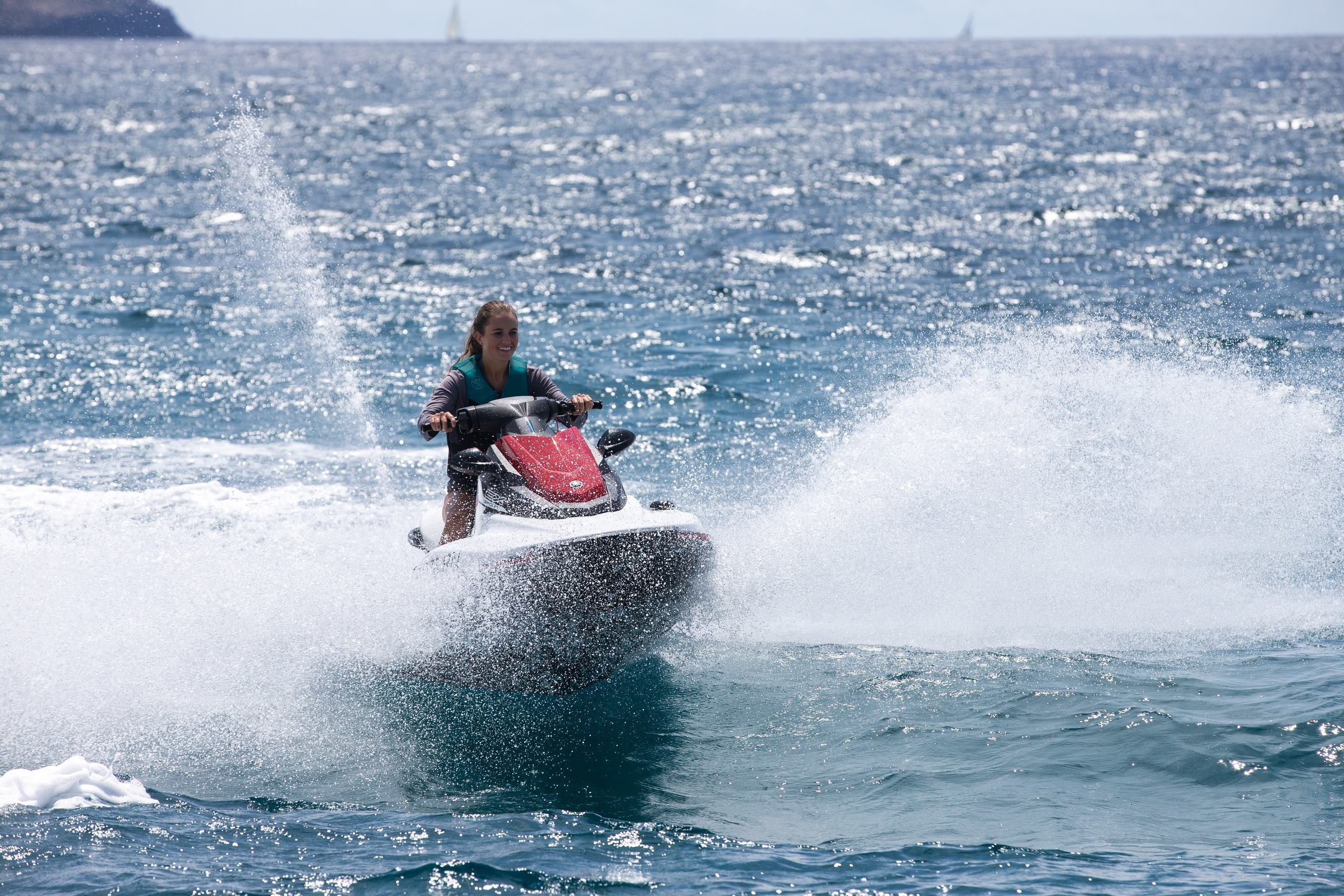 Ares Marine 43 | Just Enough
