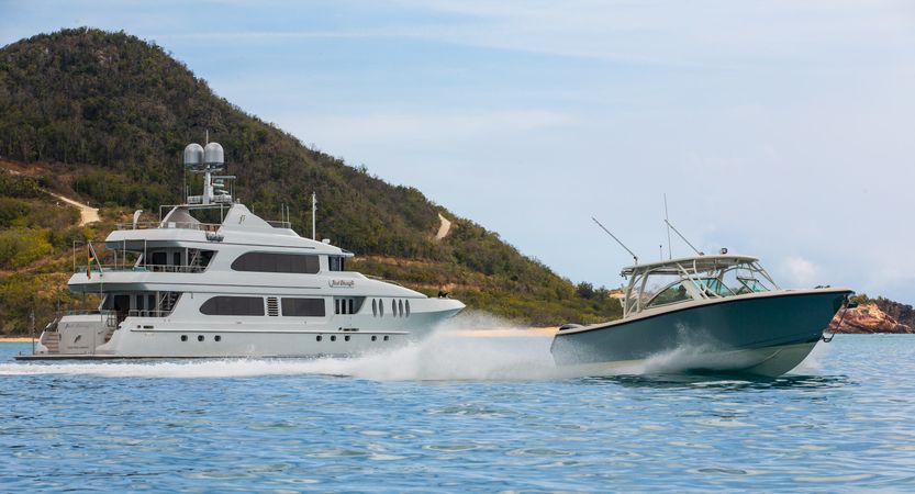 Ares Marine 43 | Just Enough