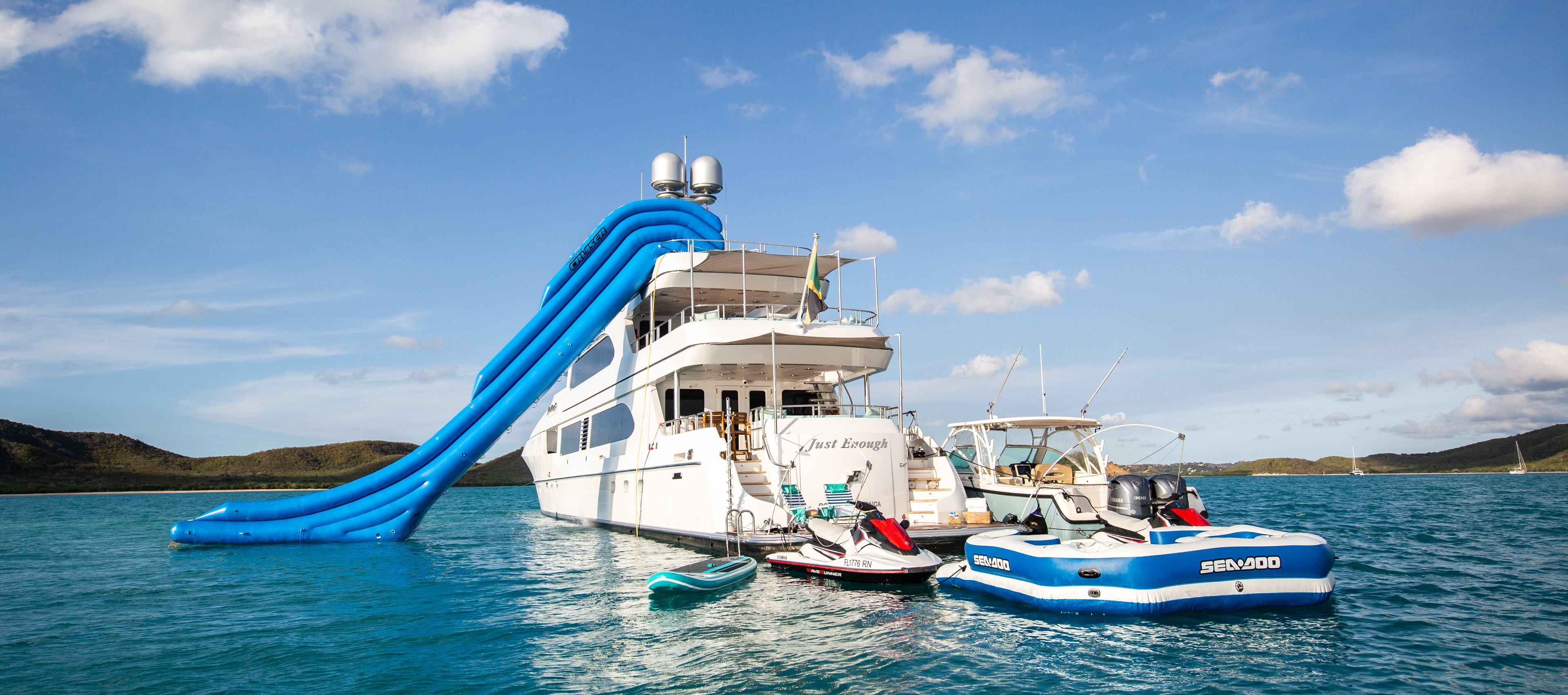 Ares Marine 43 | Just Enough