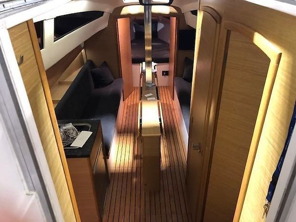 Vector 33.3 | Gladiator