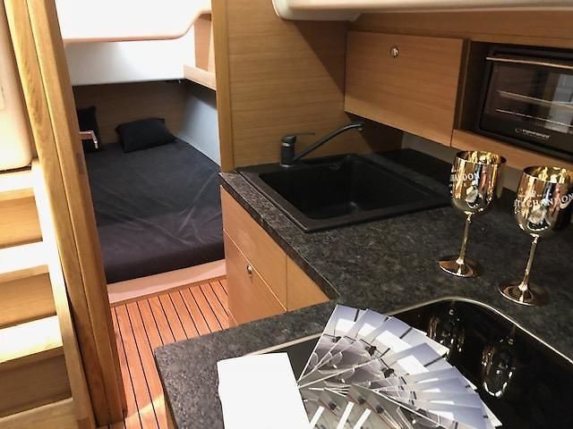 Vector 33.3 | Gladiator